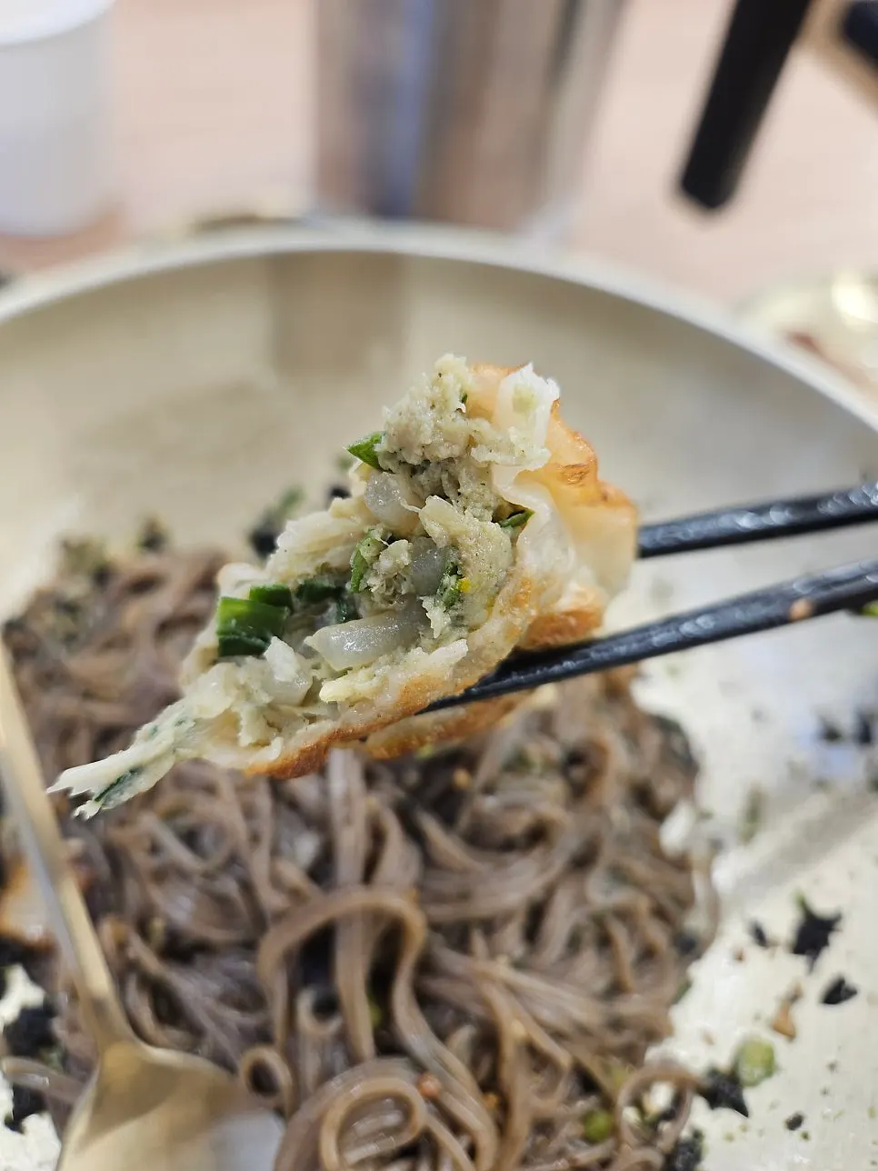 Table setup alongside the makguksu