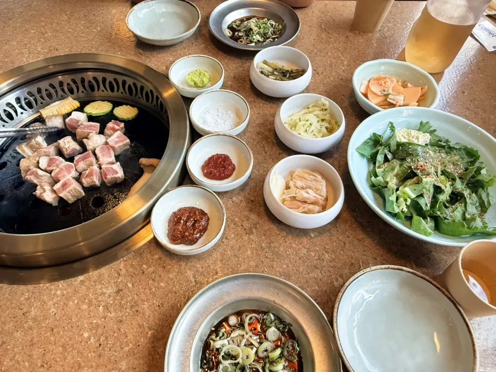 구워진 숙성꽃목살 식사