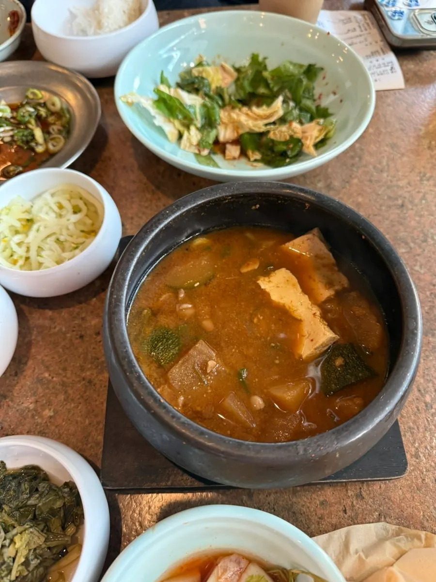여러 숙성 부위를 비교해 먹는 식사
