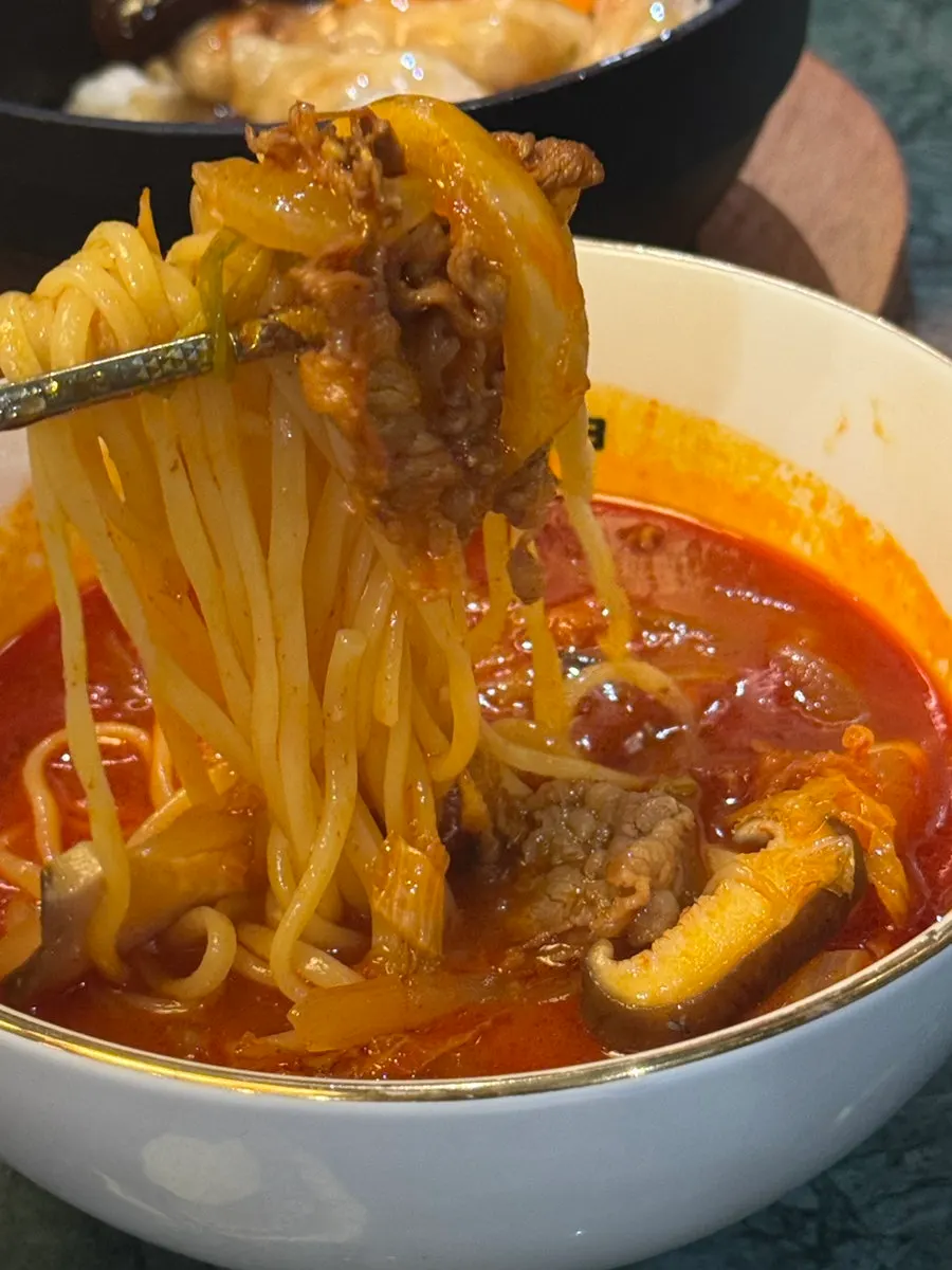 고기 짬뽕과 코스 식사
