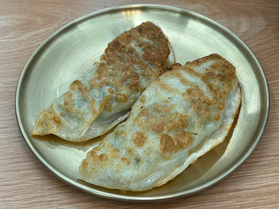 A half-plate of crispy fried mandu