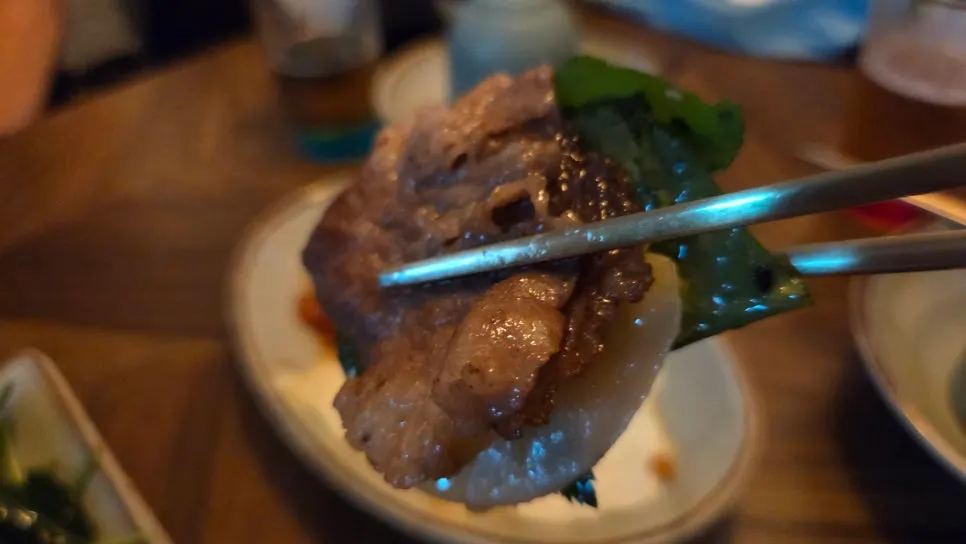 산뜻한 맛을 더해준 참나물 겉절이