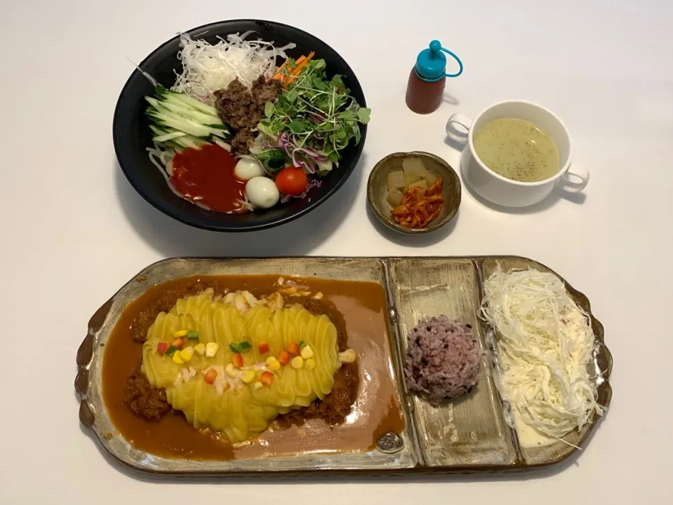 고구마치즈돈까스와 차돌쫄면 한 상