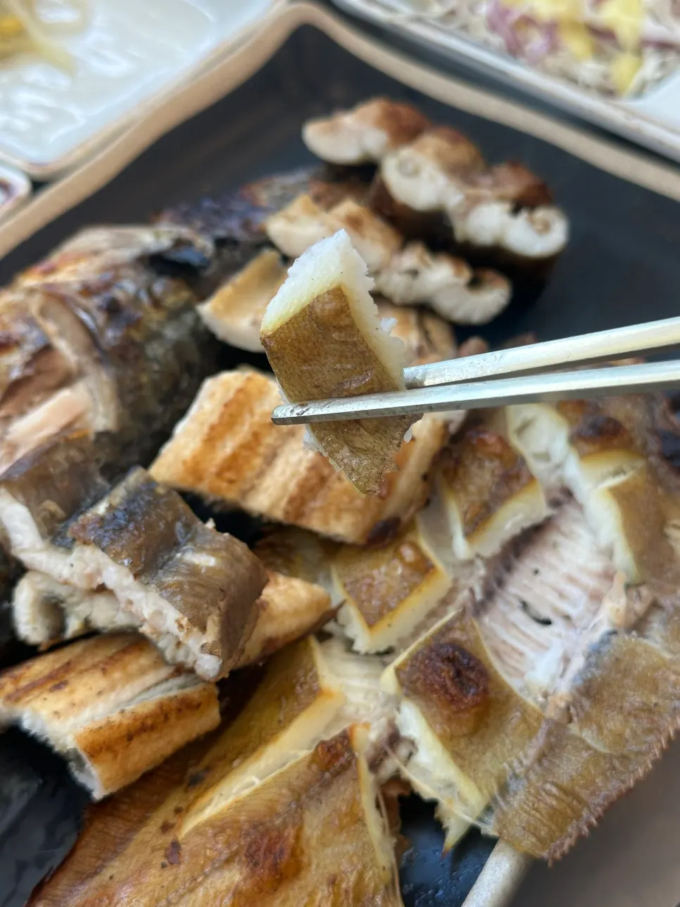 Golden-grilled flounder