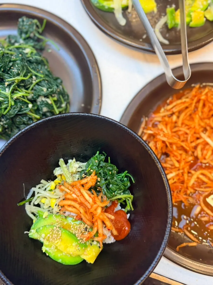 Colorful vegetable-topped bibimbap