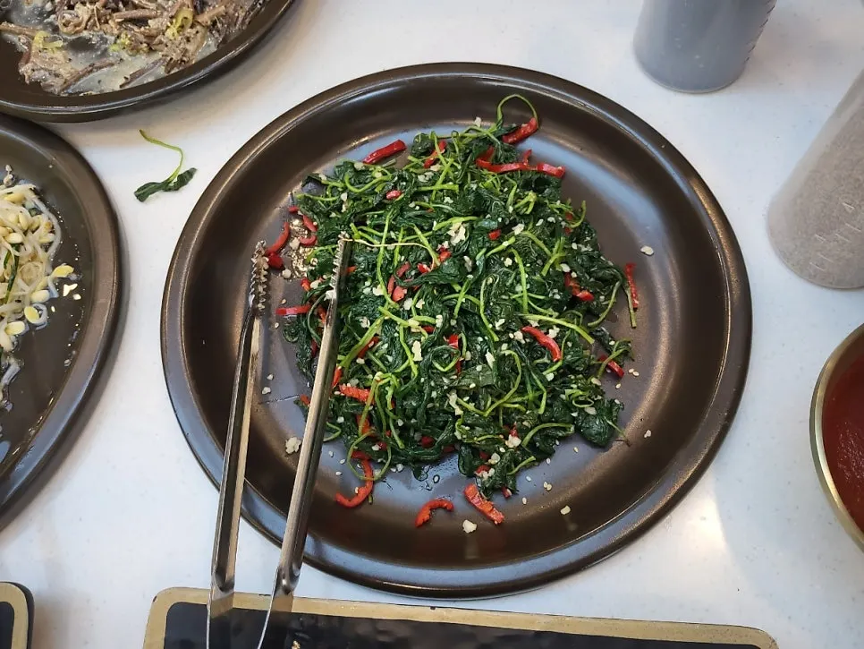 Plate filled with self-bar side dishes