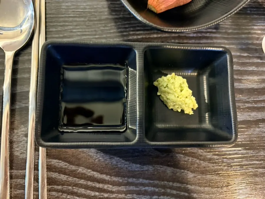 Batata con la salsa del agujjim encima