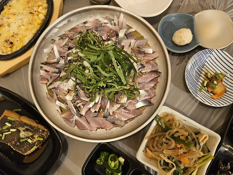 โต๊ะอาหารตอนปิดท้ายที่ Sintongyeong Gyeongseongdae Branch