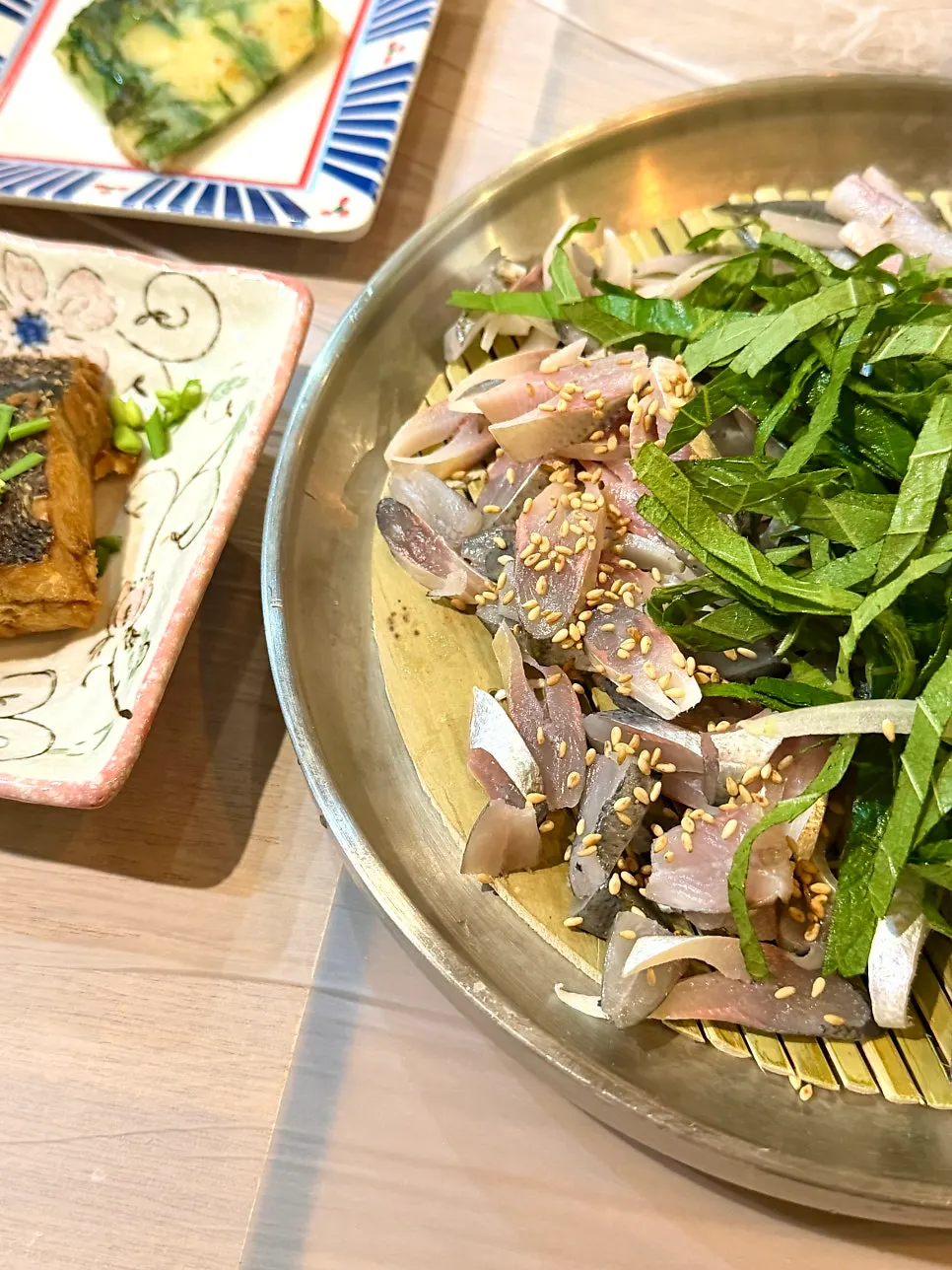 Bone-in gizzard shad seokkosi with a crunchy texture