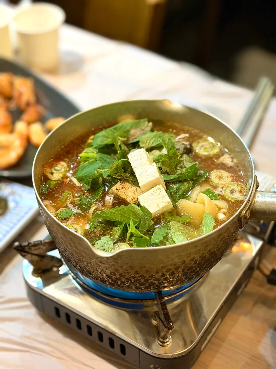 Spicy bone stew with sujebi hand-torn dough bits