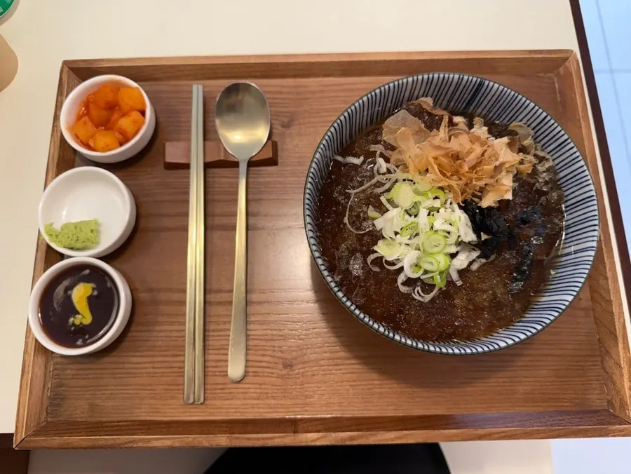 Cheese stretching from Sioldon's cheese katsu