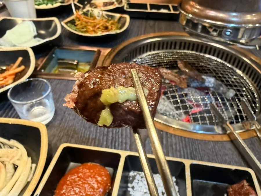Self-bar for adding side dishes and small plates