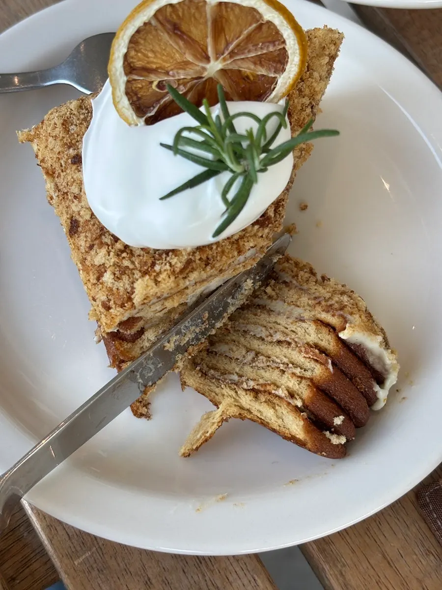 A refreshing slice of Marlenka lemon cake