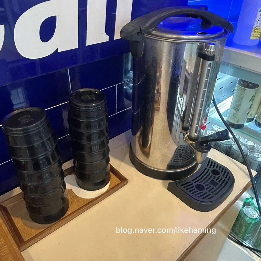 Extra sauces at the self-serve bar