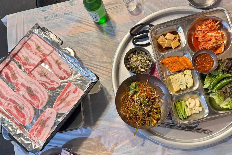 First photo of Smile Hoegwan Main Branch, a Korean BBQ restaurant in Seok-dong, Jinhae