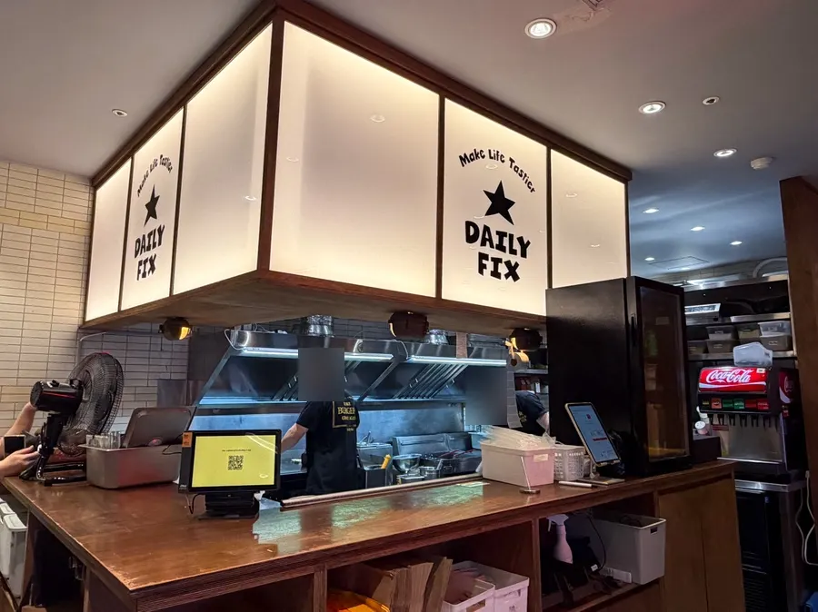 The open kitchen visible from the entrance of Daily Fix