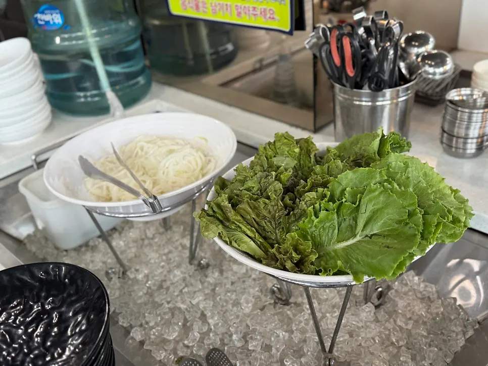 Sodam Galbi self-bar wrap vegetable corner