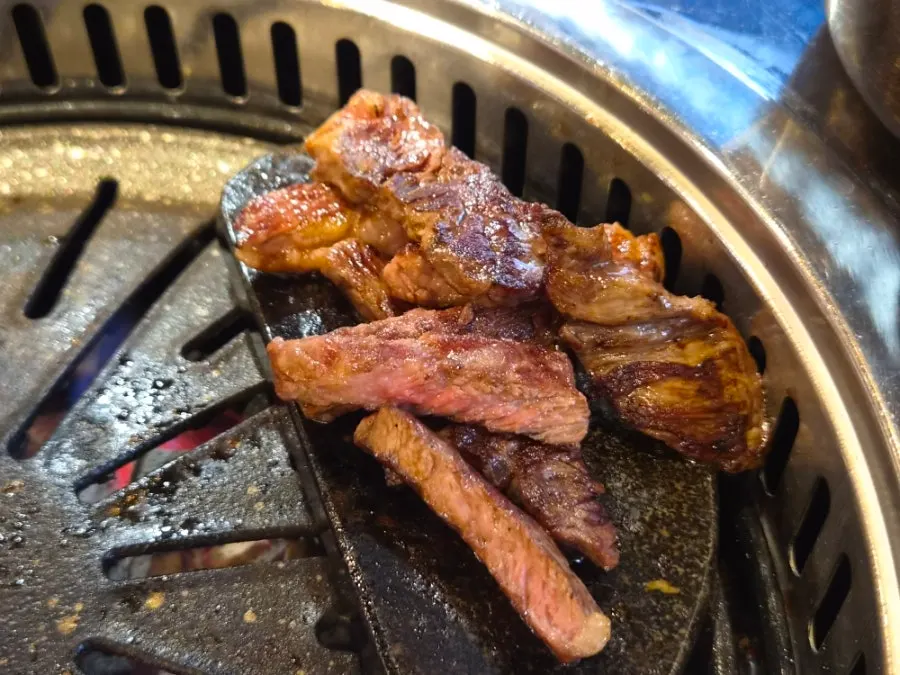 Kkotsaeu-sal grilled to perfection