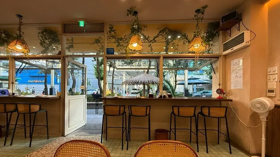 Seating inside Soi Nana Seongsu