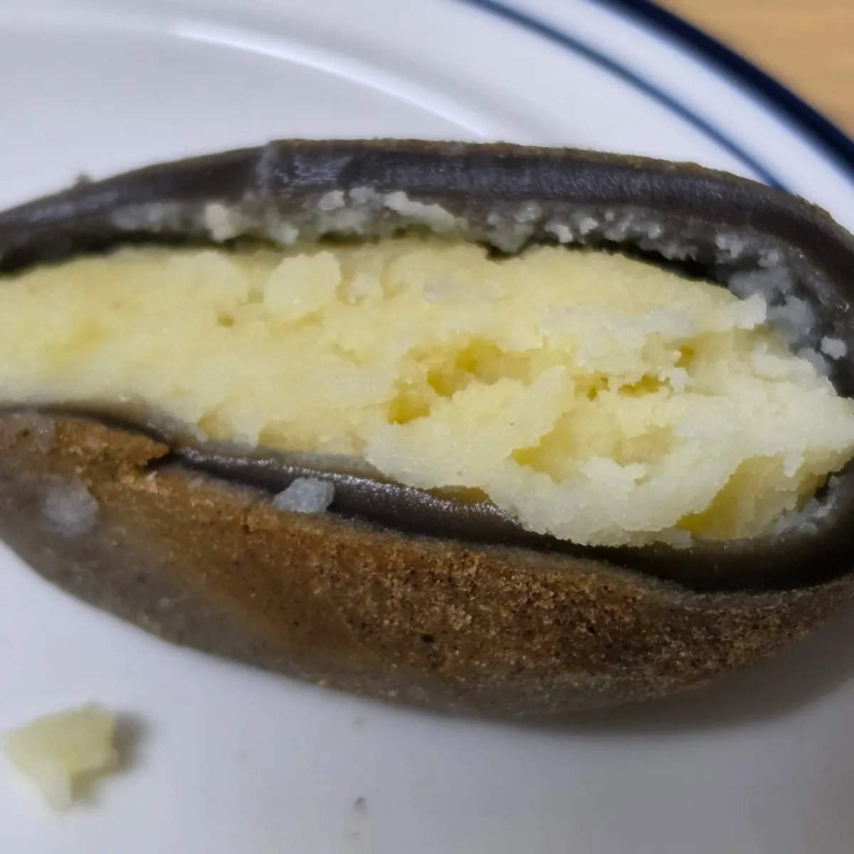 Sokcho Bultan Gamja Bread eaten after freezing and reheating
