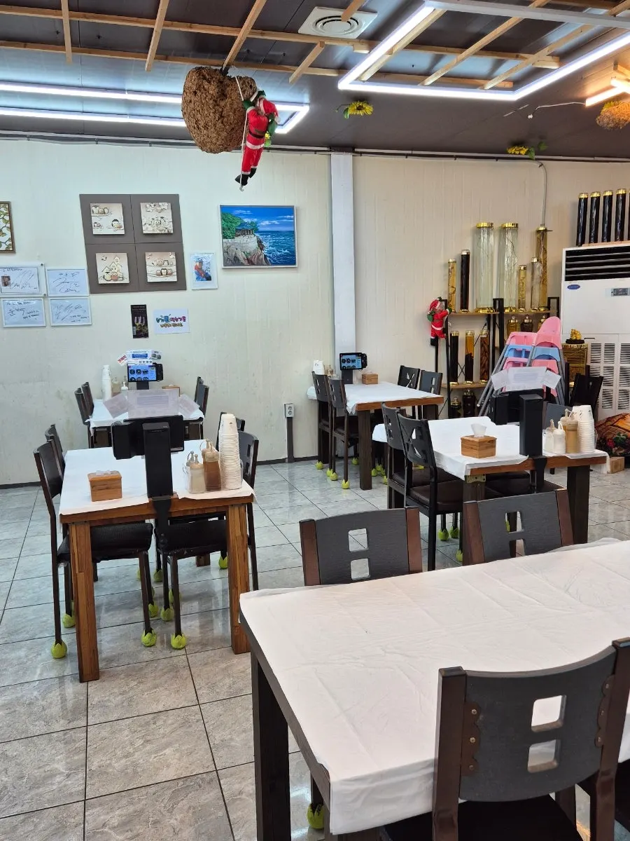 Exterior of Sokcho Topgol Makguksu Main Branch