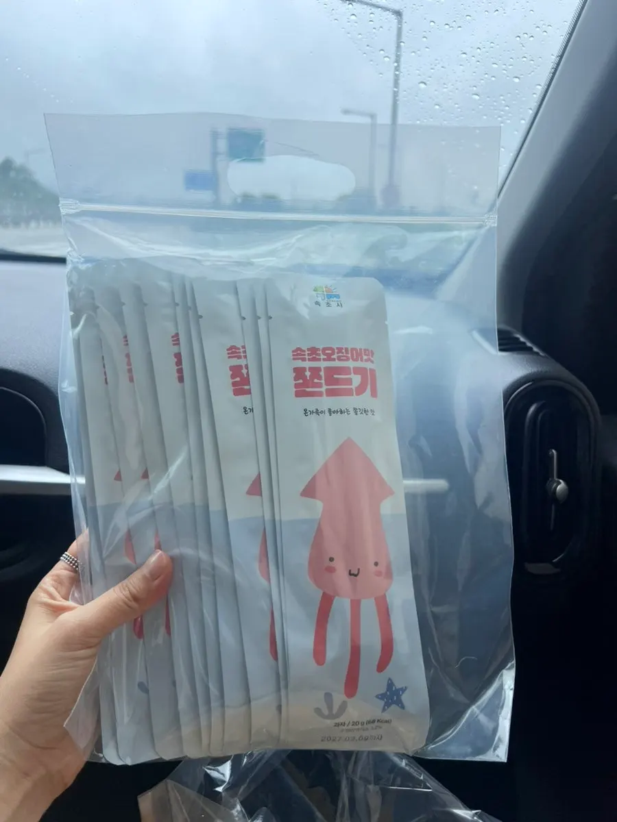 Packaging of squid-flavored jjondeugi
