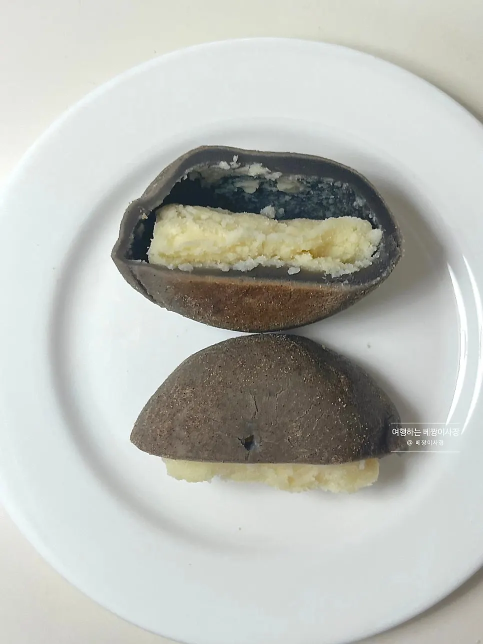 Bultan gamja bread cut in half showing the potato filling