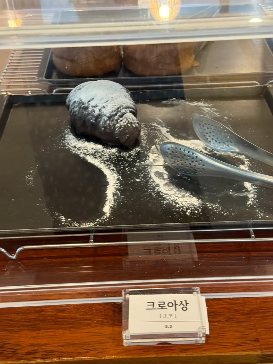 선택지가 줄어든 베이커리 코너