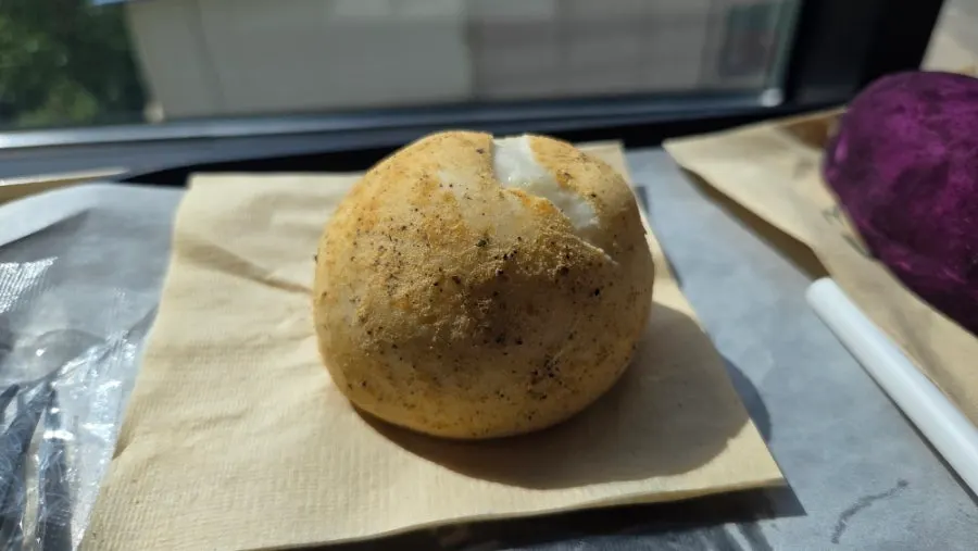 카페너래 감자빵 3,500원