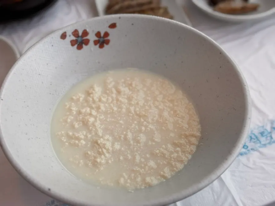 A cloud-soft bowl of chodang sundubu