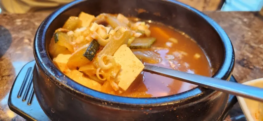속초 홍게장 계란노른자 비빔밥, 진 세이로무시