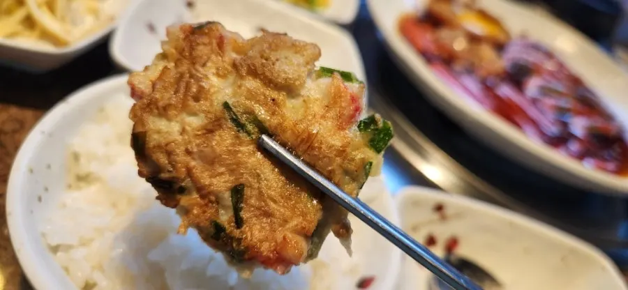 김과 함께 먹는 흰쌀밥