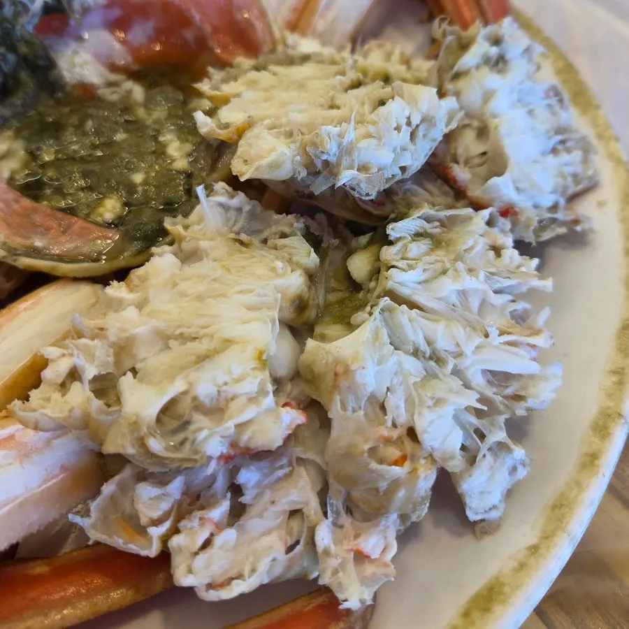 Crab meat paired with tomalley