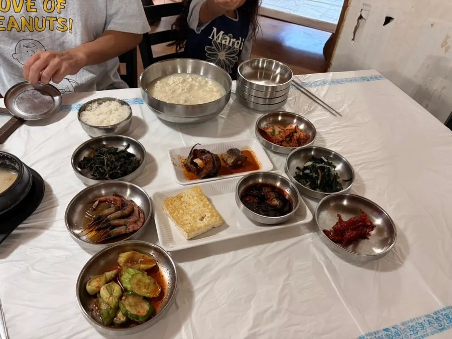 A tidy spread of banchan at Daecheongmaru