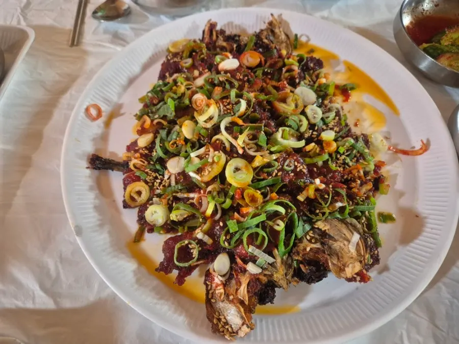대청마루 밑반찬 구성