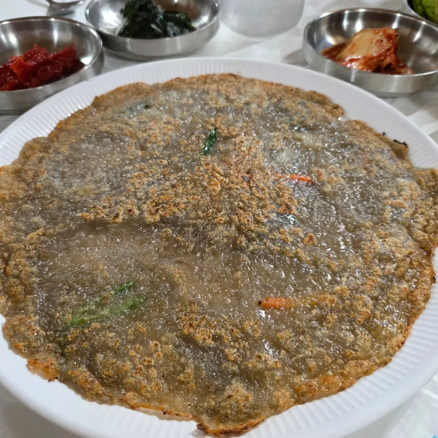 作为配菜点的土豆饼