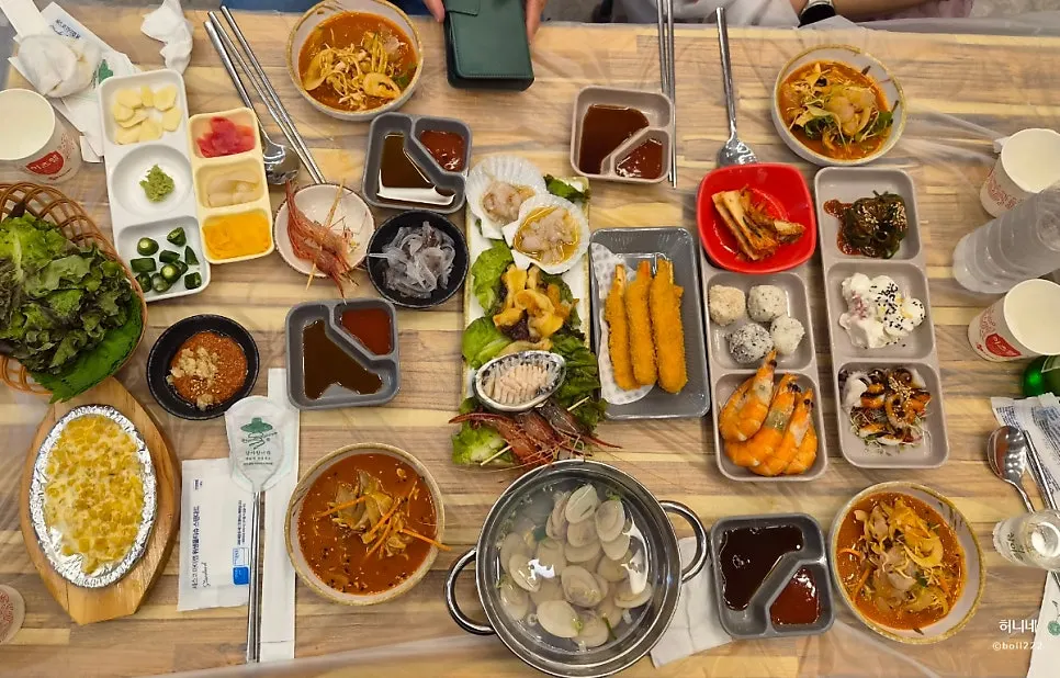 Side-dish spread with seafood and fried snow crab