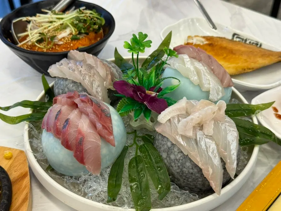 코스에 포함된 물회