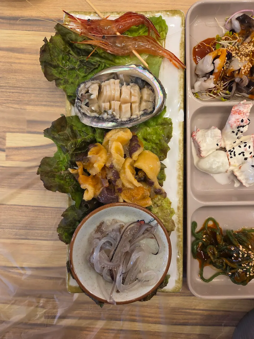 Side dish spread served with the Crab Set C
