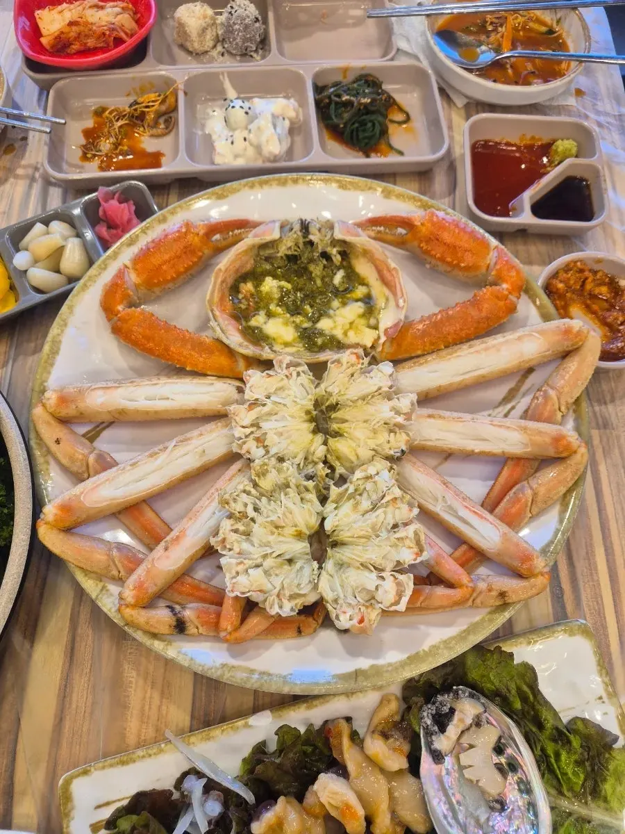 The main dish of the day: steamed king crab