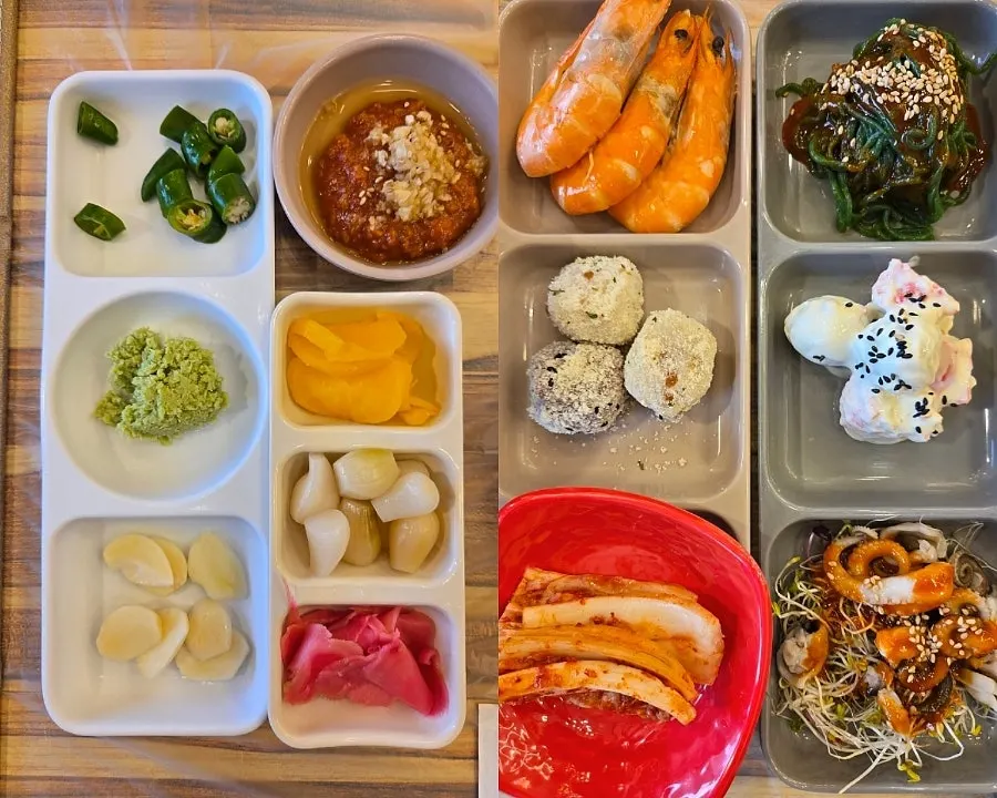 Basic side dishes including kimchi and spicy octopus salad