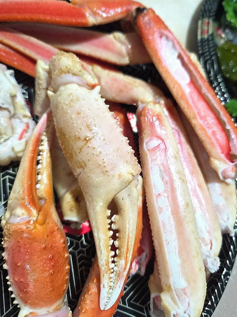 Prepped snow crab leg meat