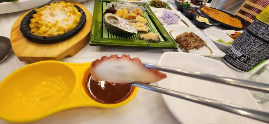 Crunchy abalone sashimi