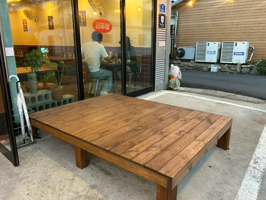 Cozy terrace seating at Seo Jubang
