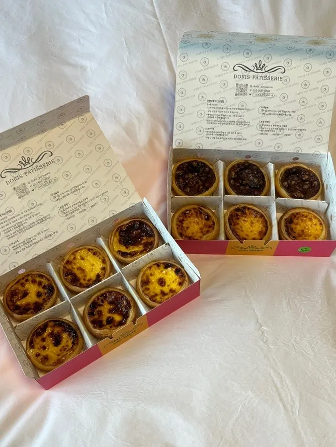 A single original egg tart given as a free extra