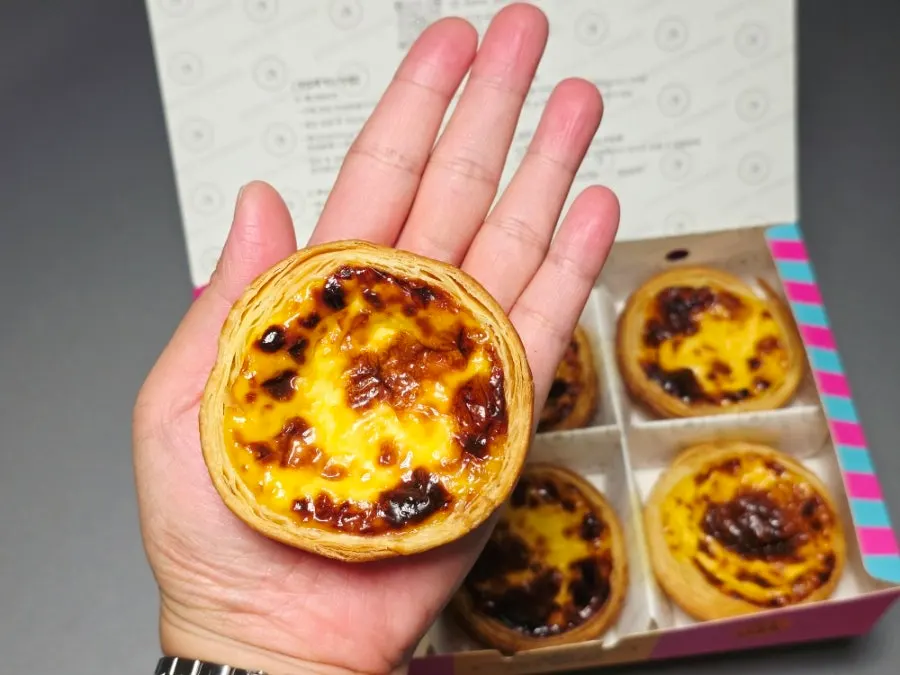 Cross-section showing the egg custard filling