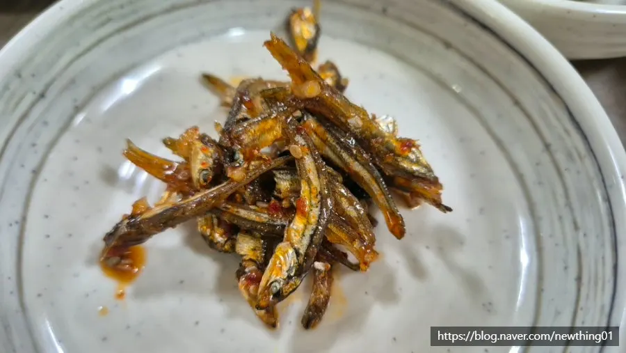 Close-up of Jinsol Halmeoni Sundubu side dishes