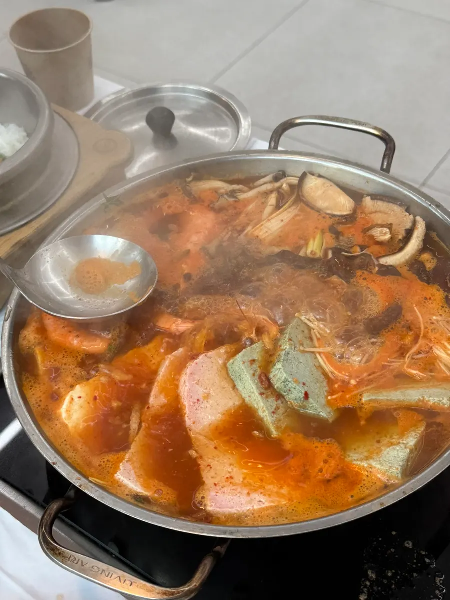 Tricolor tofu hotpot boiling