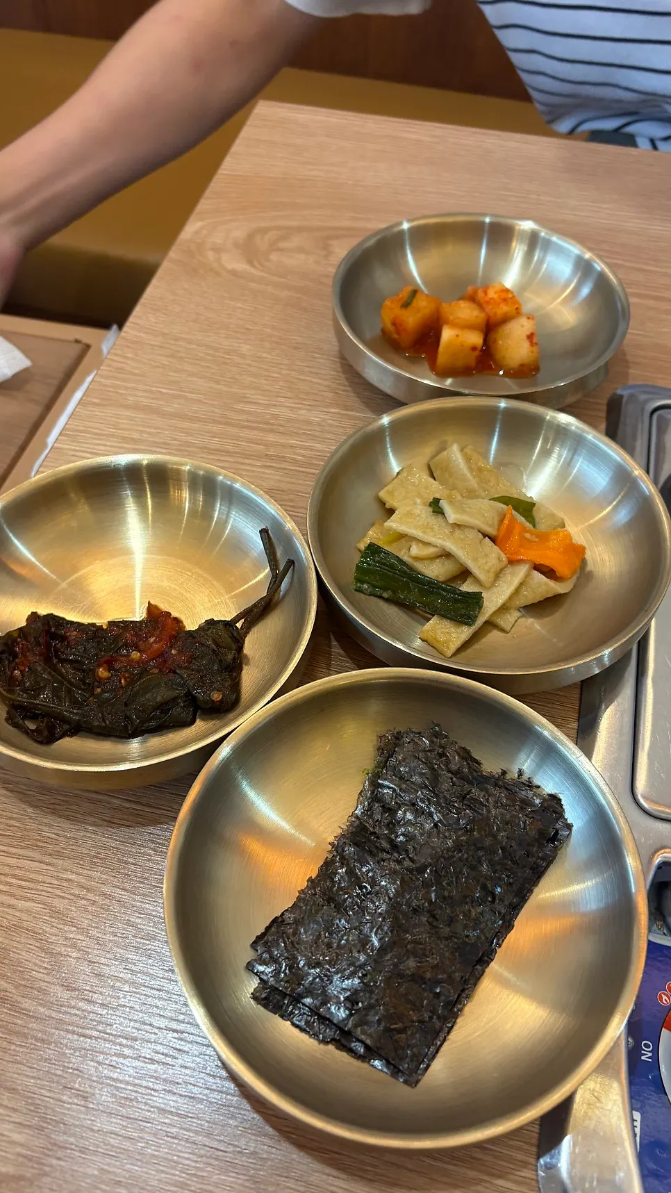 Dongtae-tang and altang soup lunch in Dongsak-dong, Pyeongtaek, ordered together at Sokcho Halmae Dongtae-tang