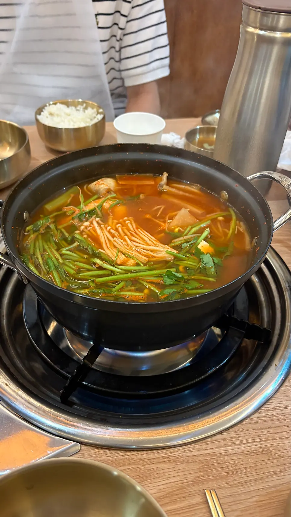 A pot of altang at Sokcho Halmae Dongtae-tang